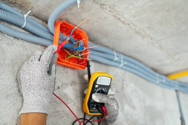 Best Local Electrician Companies  in Centerville, IN