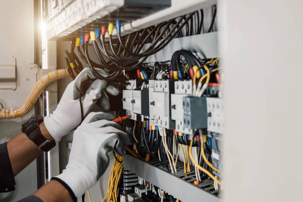 Best Circuit Breaker Repair  in Centerville, IN